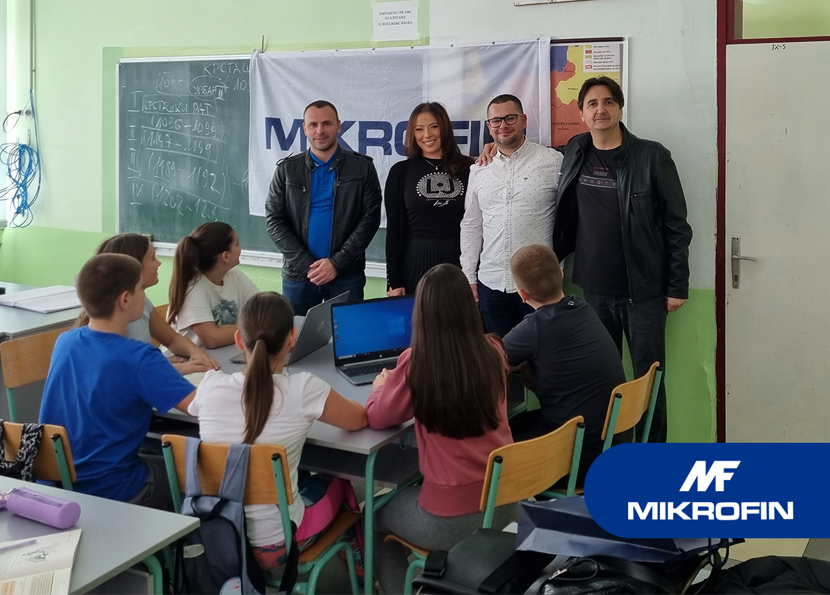 Mikrokreditno društvo Mikrofin podržava obrazovni proces u JU OŠ „Sveti Sava“ Zvornik